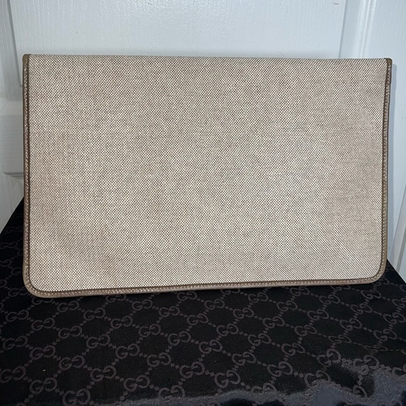 Vintage Gucci Clutch - Picture 2 of 10